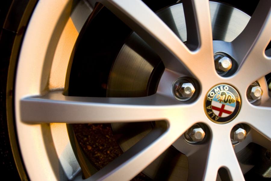 Колеса Alfa Romeo 156 TI 2004 года  (ZA) (фото 11 из 28)